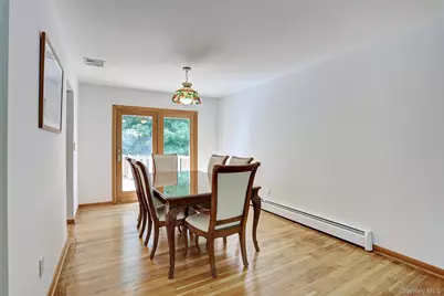 29 Thomsen Drive, Airmont, NY 10952 - Photo 6