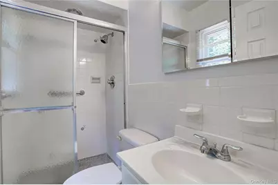 29 Thomsen Drive, Airmont, NY 10952 - Photo 12
