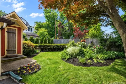 82 Clove Road, New Rochelle, NY 10801 - Photo 36