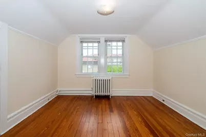 82 Clove Road, New Rochelle, NY 10801 - Photo 26