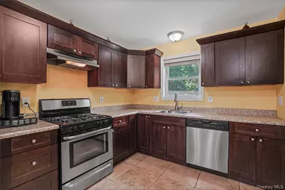 50 Sears Avenue, Elmsford, NY 10523 - Photo 10