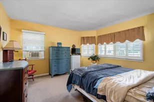 311 Locust Ave, Freeport, NY 11520 - Photo 18