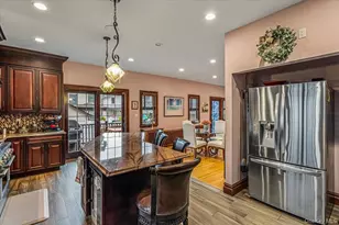 43-08 Glenwood St, Little Neck, NY 11363 - Photo 12