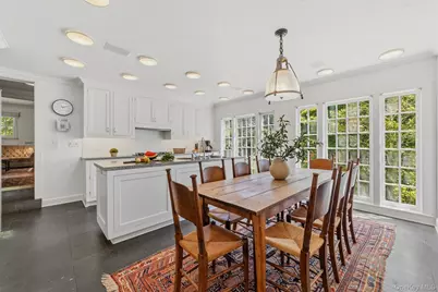 6 Hillair Circle, White Plains, NY 10605 - Photo 12