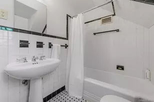 6 Hillair Cir, White Plains, NY 10605 - Photo 20