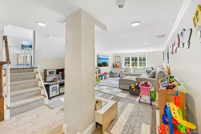 2821 Colonial Avenue, Merrick, NY 11566 - Photo 22