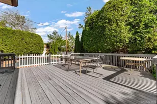 9 Bernadette Ct, Hicksville, NY 11801 - Photo 22