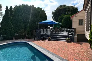 9 Bernadette Ct, Hicksville, NY 11801 - Photo 26