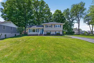 4 St Eve Ct, Middletown, NY 10940 - Photo 4