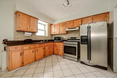 156 Revere Avenue, Bronx, NY 10465 - Photo 8