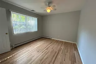 27 Sunburst Dr, Rocky Point, NY 11778 - Photo 8