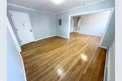 213-49 39th Avenue #1st Fl, Bayside, NY 11361 - Photo 6