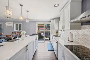 935 Sterling Pl, West Babylon, NY 11704 - Photo 12