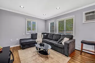935 Sterling Pl, West Babylon, NY 11704 - Photo 14