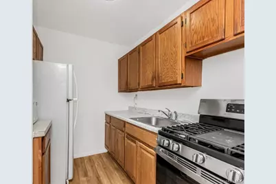 43 Bronx River Road #8A, Yonkers, NY 10704 - Photo 8