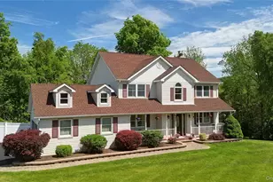 19 Aimee Ct, Warwick, NY 10990 - Photo 2