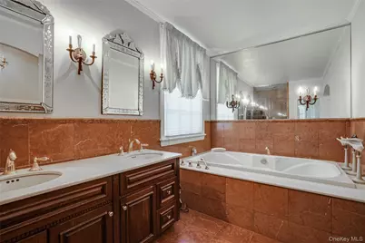 274 River Road, Saint James, NY 11787 - Photo 16
