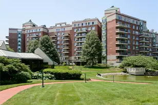 100 Hilton Ave, Garden City, NY 11530 - Photo 26