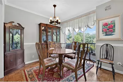 100 Hilton Avenue #304, Garden City, NY 11530 - Photo 8
