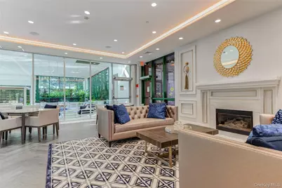 100 Hilton Avenue #304, Garden City, NY 11530 - Photo 22