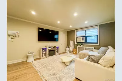 17-76 166 Street #Fl-2, Whitestone, NY 11357 - Photo 4