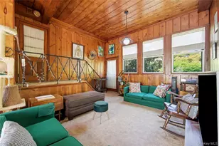 37 Winston Dr, Smithtown, NY 11787 - Photo 20