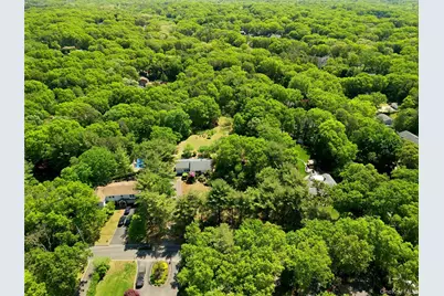 37 Winston Drive, Smithtown, NY 11787 - Photo 34