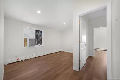 22 Lowland Road, Levittown, NY 11756 - Photo 32