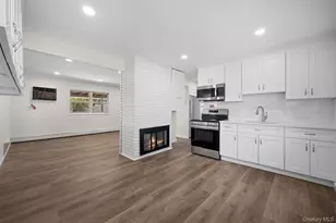 22 Lowland Rd, Levittown, NY 11756 - Photo 4