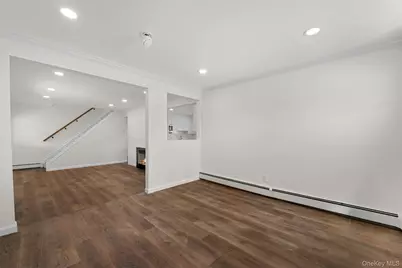 22 Lowland Road, Levittown, NY 11756 - Photo 10