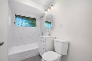 22 Lowland Rd, Levittown, NY 11756 - Photo 14