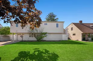 22 Lowland Rd, Levittown, NY 11756 - Photo 2