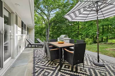 62 Mohegan Road, Larchmont, NY 10538 - Photo 6