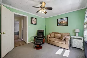 63 Kilburn Rd S, West Hempstead, NY 11552 - Photo 28