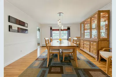 866 Abbott Street, East Meadow, NY 11554 - Photo 6