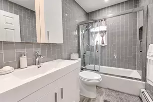 866 Abbott St, East Meadow, NY 11554 - Photo 16