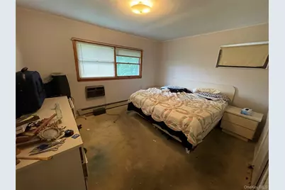 2043 Paddock Road, Seaford, NY 11783 - Photo 12
