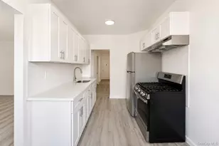 168-10 Crocheron Ave, Flushing, NY 11358 - Photo 4