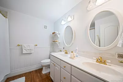 38 Richmond Boulevard #1B, Ronkonkoma, NY 11779 - Photo 14