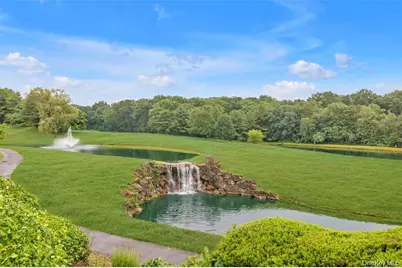 1053 Savoy Drive, Melville, NY 11747 - Photo 22