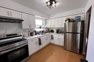 9-16 128th St, College Point, NY 11356 - Photo 6