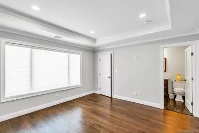 12 Barbara Lane, Glen Cove, NY 11542 - Photo 32