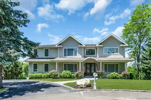 12 Barbara Ln, Glen Cove, NY 11542 - Photo 2