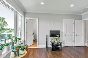 12 Barbara Ln, Glen Cove, NY 11542 - Photo 18