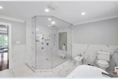 12 Barbara Lane, Glen Cove, NY 11542 - Photo 38