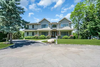 12 Barbara Lane, Glen Cove, NY 11542 - Photo 1