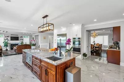 12 Barbara Lane, Glen Cove, NY 11542 - Photo 12