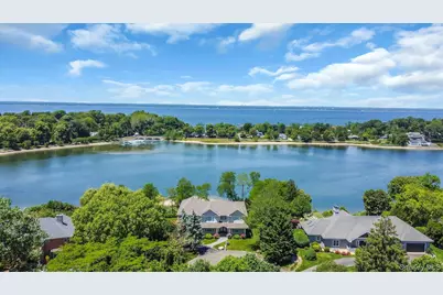 12 Barbara Lane, Glen Cove, NY 11542 - Photo 50