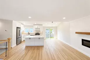 132 Berkeley Ave, Selden, NY 11784 - Photo 10