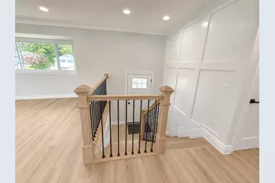132 Berkeley Avenue, Selden, NY 11784 - Photo 6